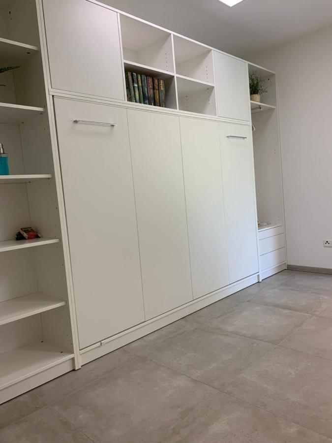 Firmen & Ferienwohnung Brecht 2 Waibstadt エクステリア 写真